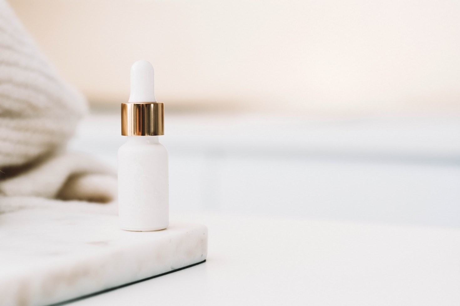 Choosing the Right Skincare for Acne and Sensitivity